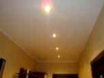 Вид на потолок в коридоре